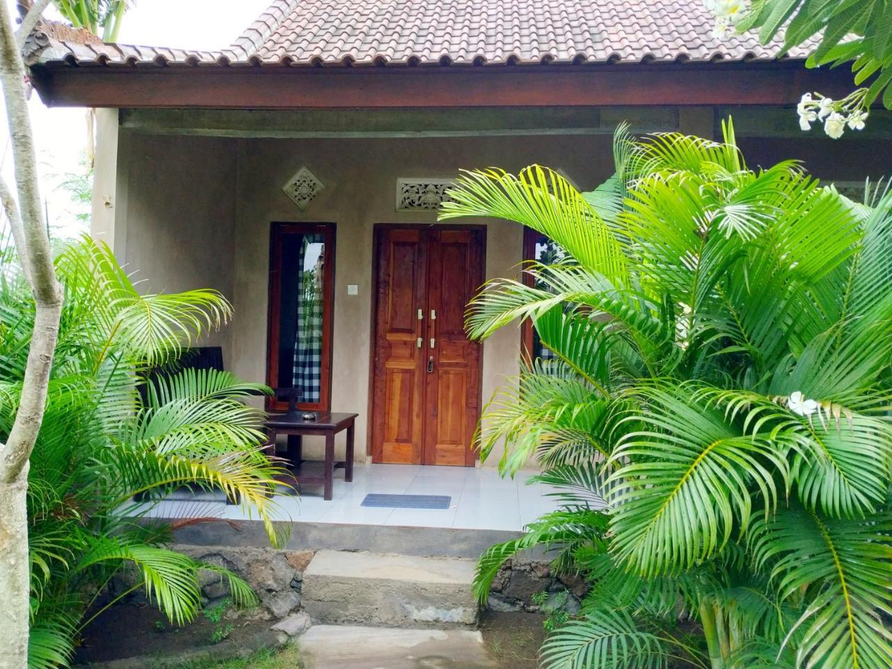 Angga Guest House Pemuteran Exterior foto